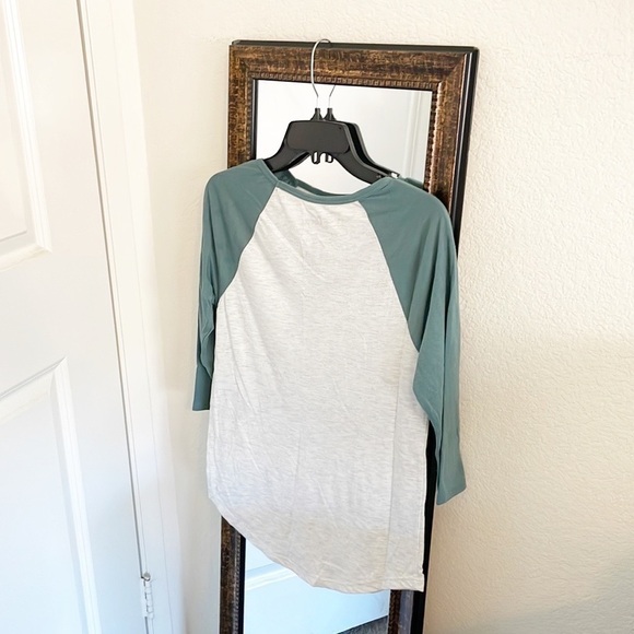 Disney Lilo & Stitch graphic print raglan tee - Picture 2 of 4